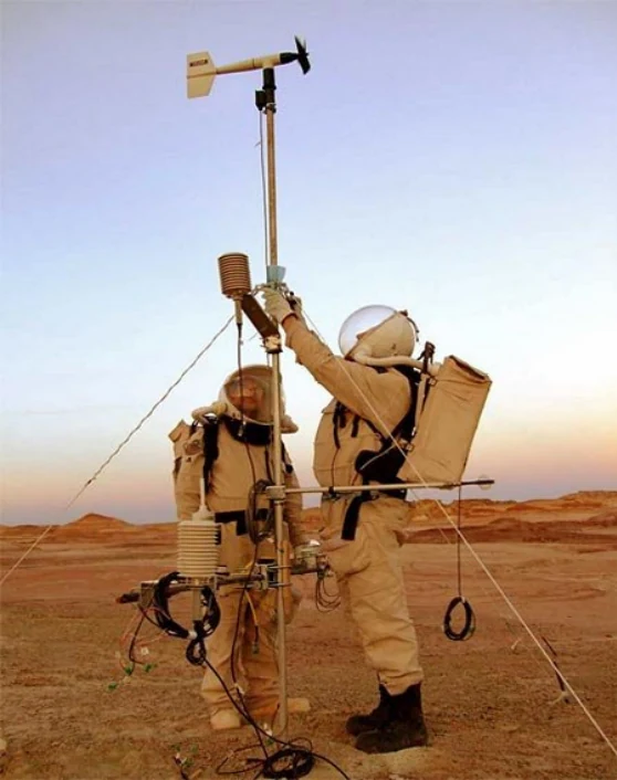 A cikk saját ábrája: Micrometeorological Station at the Mars Analog Field Work, Utah, April, 2008